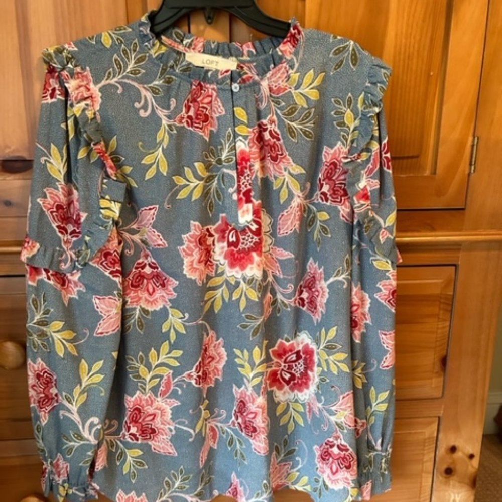 LOFT | Floral Keyhole Front Blouse